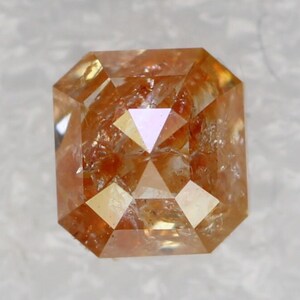 127.80 CT 36.5 X 28.0 MM Natural Loose Rough Diamond, Raw 127.80 CT 36.5 X 28.0 MM Natural Loose Rough Diamond, Raw