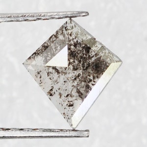 Natural Loose Diamond, Kite Diamond, Black Diamond, Grey Diamond, Salt and Pepper Diamond, Antique Diamond, Real Diamond SG4024