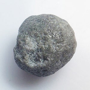 4.47 CT, 8.80*8.10 MM Natural Loose Raw and Rough Diamond Grey Color Diamond Raw and Rough Diamond For Engagement Ring ,SG1033