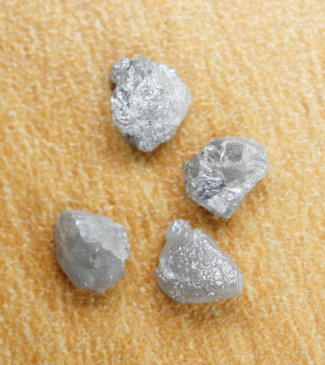 Diamant Brut Naturel - 1,11 Ct - Couleur Marron - Forme Irrégulière - VALAM GEMS