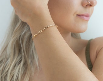 Chain Link Bracelet ~ Minimalist Jewelry ~ Dainty Bracelet ~ 18k Gold Plated ~ Beautiful Gifts