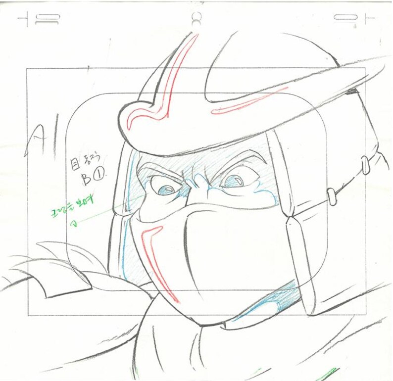 Puede incluir: Un boceto a l&aacute;piz de un personaje de la serie animada Teenage Mutant Ninja Turtles. El personaje lleva un casco blanco con detalles rojos y una m&aacute;scara facial. Los ojos del personaje est&aacute;n entrecerrados y el boceto incluye texto coreano.