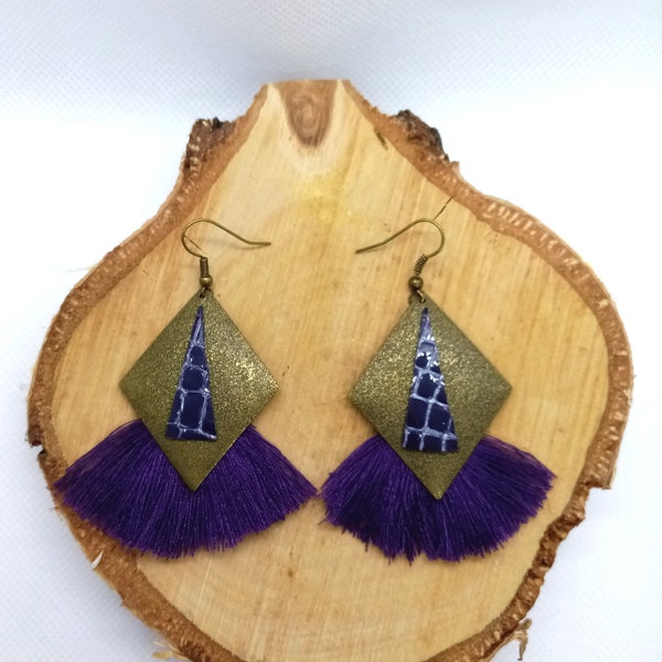 Boucles d'oreille "Papous" Violet et Bronze /cuir recyclé pompon breloque