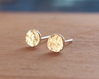 Gold Stud Earrings, Solid Gold Earrings, Gold Circle Earrings, Minimalist Gold Earrings, Solid Gold Studs, 14K Gold Earrings, Circle Studs