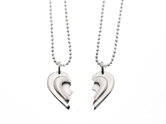Matching Necklaces for Boyfriend And Girlfriend [Set of 2] | FARUZO