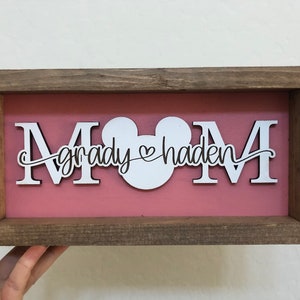 Personalized Mom Disney Sign / Disney Christmas Gift / Gifts For Mom / Disney Mom Sign / Mickey Sign / Mother’s Day Sign