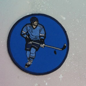 Patch Klettie 11 cm Joueur de Hockey sur Glace pour Aimant pour Rabat Cartable Bleu Application Cône Scolaire Inscription Scolaire Conception de Robe de Fée Fait Main