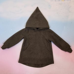 Pullover van gekookte merinowol, superzacht, 100% zuivere scheerwol, aanpasbaar, olijfgroen, maten 86-140, winterhoodie, sprookjesjurk-design