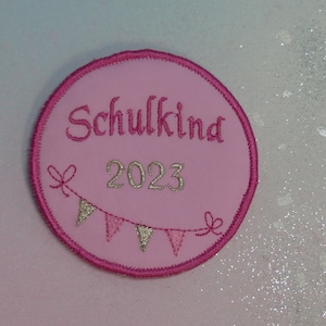 Patch Klettie 9 cm Écolier 2024 Nom souhaité pour cartable aimanté Rose Application Cône d'école Inscription scolaire Conception de robe de fée faite à la main