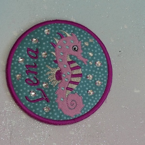 Klettie Patch 11 cm Hippocampe Sirène Écolière pour Aimant Cartable Turquoise Rose Application Inscription Scolaire Robe de Fée Design