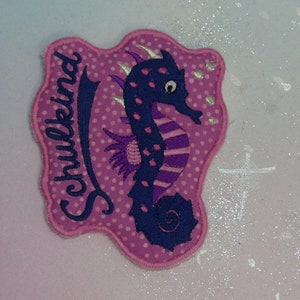 Klettie Patch 10-12 cm Hippocampe Sirène Écolier pour Aimant Cartable Rose Bleu Application Inscription Scolaire Robe de Fée Design