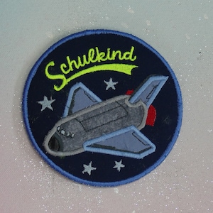 Klettie Patch 11 cm Navette spatiale Fusée Écolier spatial Souhait pour aimant Application pour cartable Cône d'école Inscription scolaire Robe de fée Design