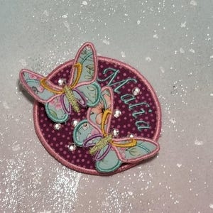 Klettie Patch OVAL 8-9 cm Papillon Souhait pour Aimant Cartable Application Berry Cône Scolaire Inscription Scolaire Fait Main Robe de Fée Design