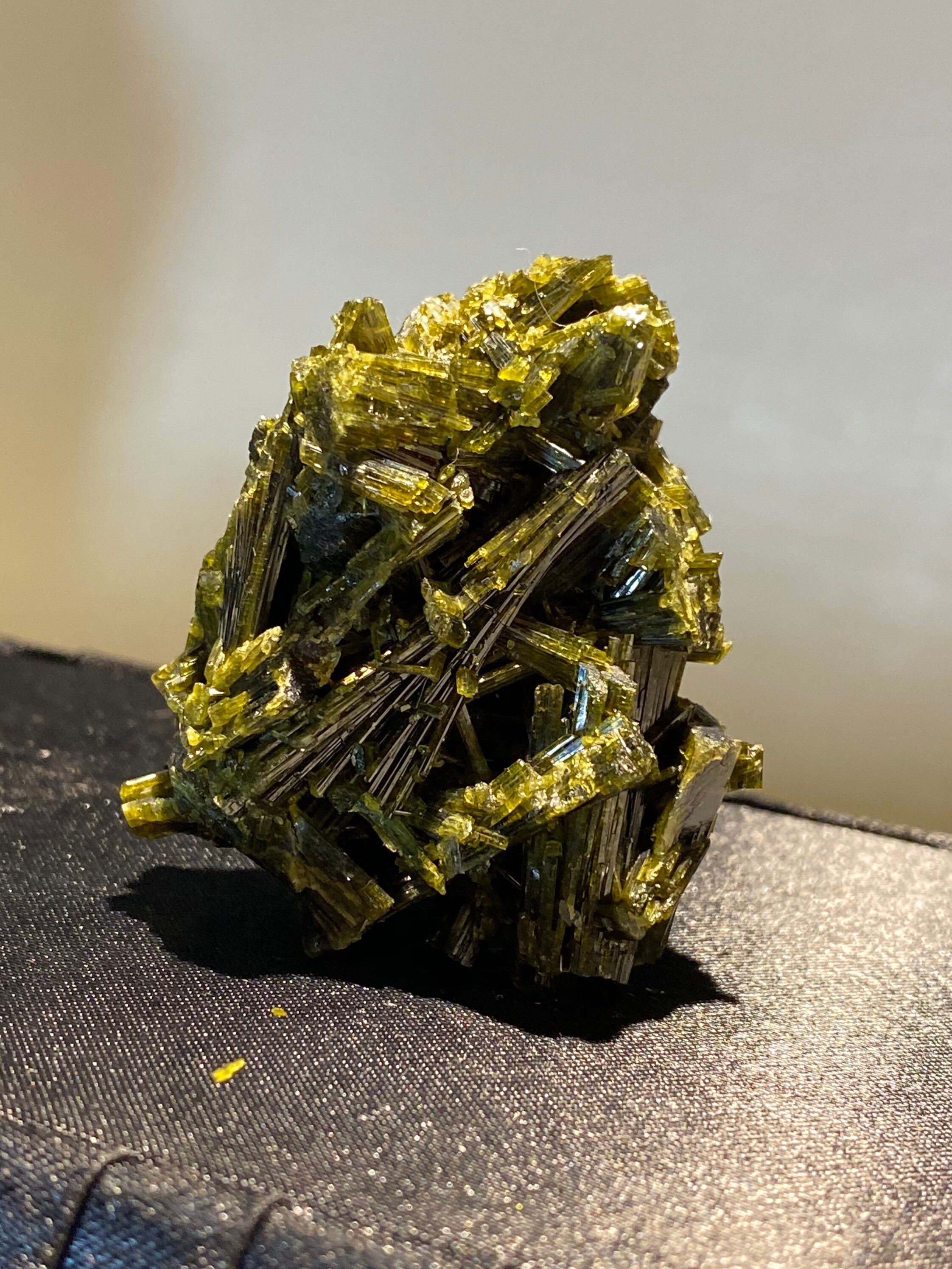 Epidote Raw Crystals | Etsy