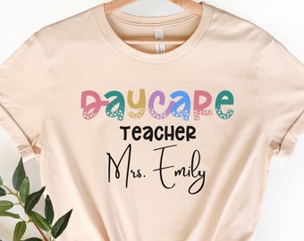 Kindertagesstätte Lehrer Shirt, benutzerdefinierte Kindertagesstätte Lehrer Geschenk, süße Kindertagesstätte T-Shirt, kleine Menschen Lehrer Shirt, Kleinkind Squad, Kleinkind Squad Shirt, RZ400