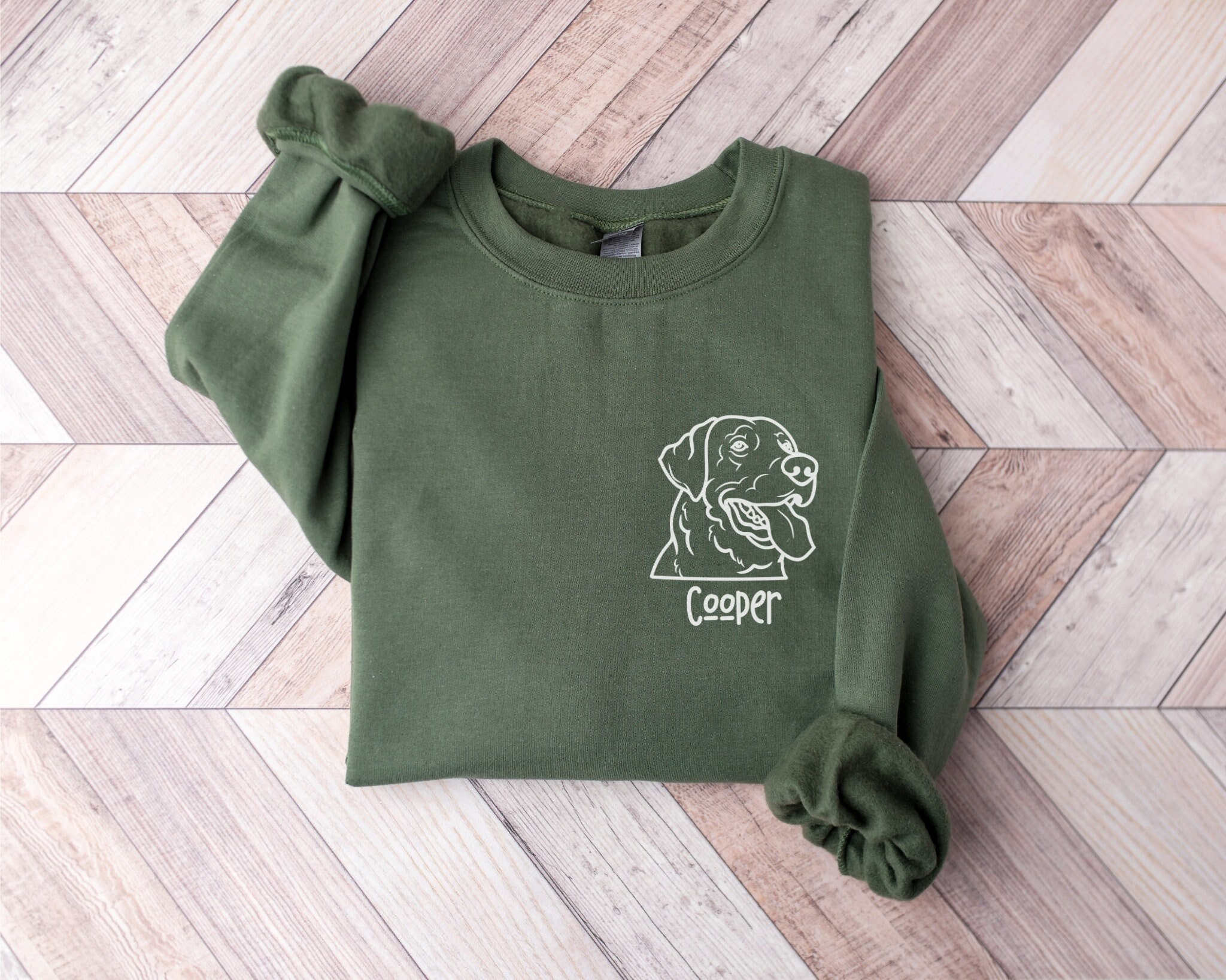 Custom Name Labrador Pocket Sweatshirt, Labrador Retriever Mama T-shirt, Labrador Retriever Sweatshirt, Dog Lover Gift, Lab Mom, RZ296