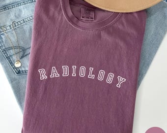 Radiologie Shirt, Radiologie Shirt, RAD Tech Rundhalsausschnitt, Röntgen Tech Shirt, Radiologie Technologe Shirt, CT MRI Tech Geschenk, RZ698