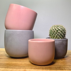 Large Concrete Planter Set of 2 | Minimalist plant Pot |  Boho Planter with Drainage | Modern Indoor Planter | Flower Pot | 4 Inch Pots