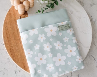 Sage Daisies Kindle Sleeve, Padded Water Resistant Ereader Pouch for Paperwhite 12th 7", 11th 6.8" & Kindle Basic 6", Book Lover Gift