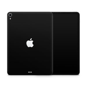 Blackout Apple iPad Pro 11&quot; & 12.9&quot; Skin