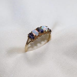 9ct Gold Opal and Blue Stone Vintage Ring