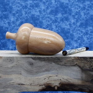 American Sycamore Acorn Box