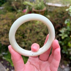 Jade bangle bracelet shop sale