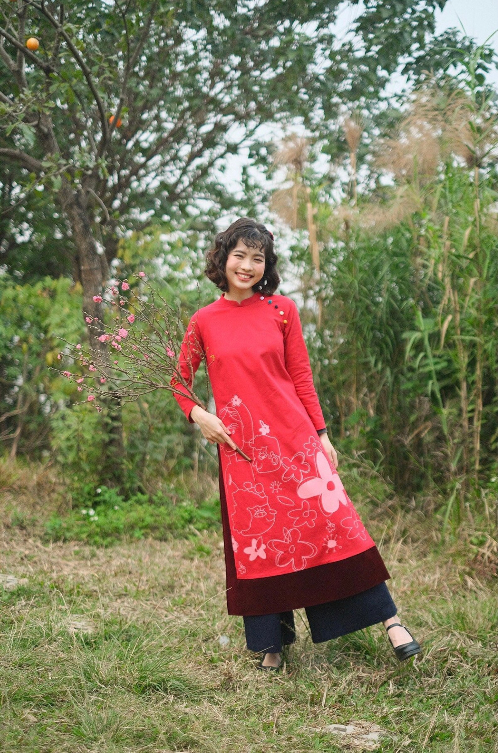 Red Vietnamese Ao Dai, Red Linen Ao Dai, Linen Fashion, Ao Dai