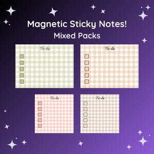 Puede incluir: Cuatro blocs de notas magnéticos con un patrón de cuadros en colores pastel. Cada bloc tiene un encabezado "To-do" y seis casillas de verificación. El texto "Magnetic Sticky Notes! Mixed Packs" está en la parte superior.