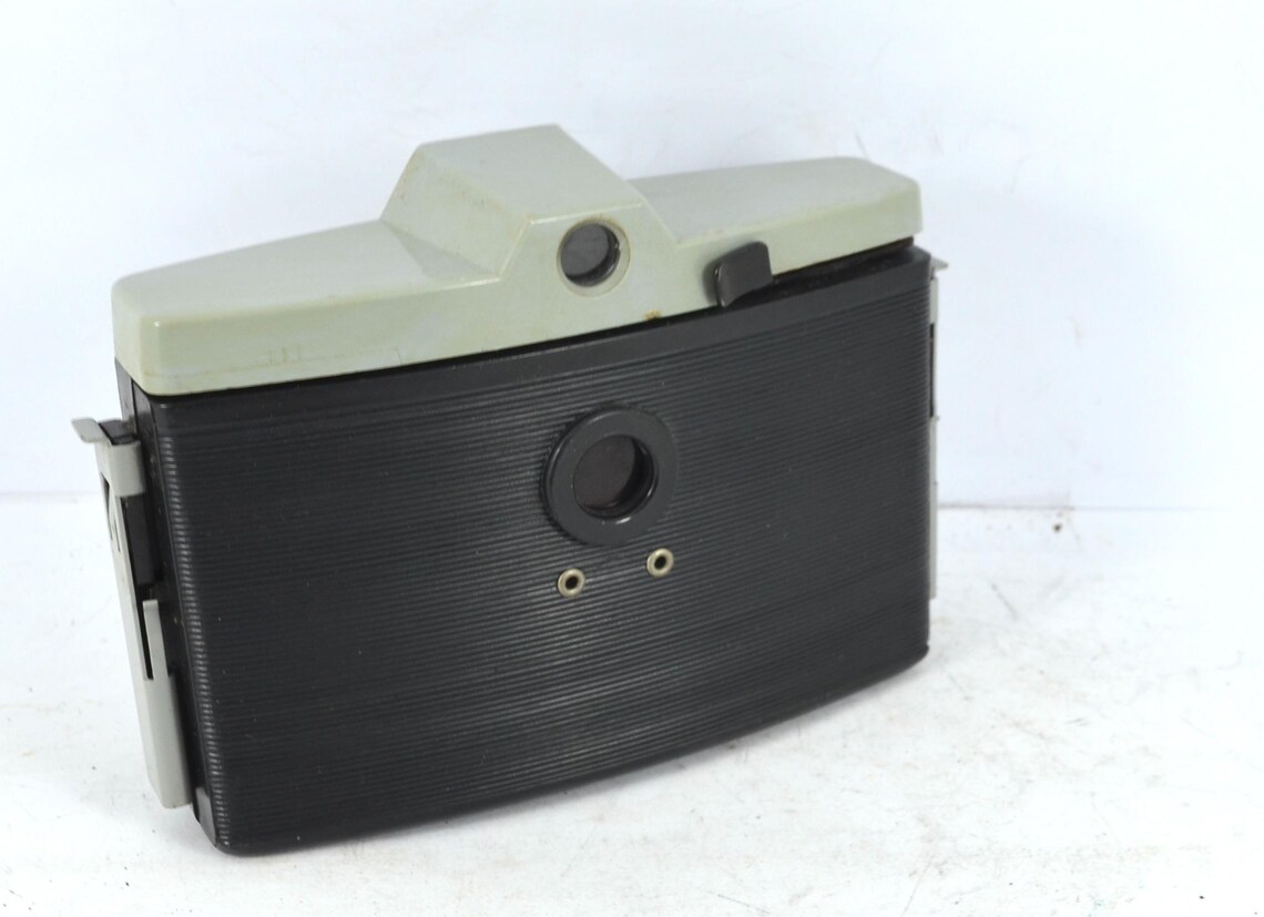 Coronet 4-4 Mark II Box Camera Vintage Camera - working antique film camera circa 1960s, foto 3 di 5