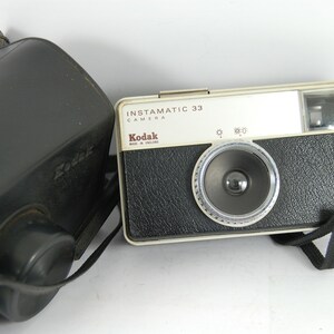 Ancien vintage appareil photo Kodak instamatic 33 caméra - eBay