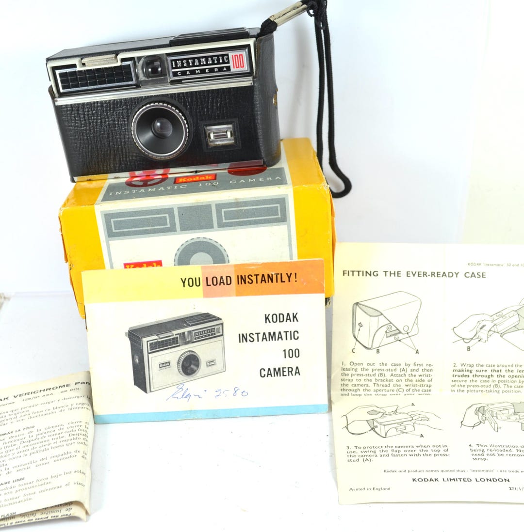 Appareil photo vintage Kodak Instamatic 100 entièrement fonctionnel - Appareil photo argentique classique des années 1960 - France