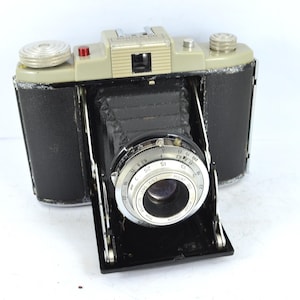 Rare Kodak 66 Model II Vintage Camera 1950s/1960s working antique camera with canvas case