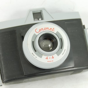 Coronet 4-4 Mark II Box Camera Vintage Camera - working antique camera circa 1960s