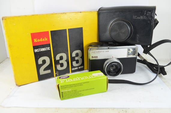 Kodak Instamatic 233 Vintage Camera Circa 1960s With Original Case