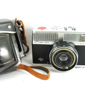 Agfa Optima 200 Vintage Camera circa 1960s - working antique camera with original hard case