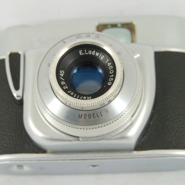 Beier Beirette Model II  vintage 35mm camera circa 1970s - fully working cold war era East German camera