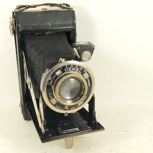 The Dehel Folding Vintage Camera - Made in France  - CIrca 1930s - Great Condition - Working