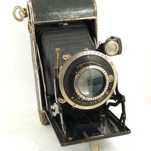 Super rare F Deckel Folding Vintage Camera - Made in Germany  - Circa 1930s - Great Condition - Working