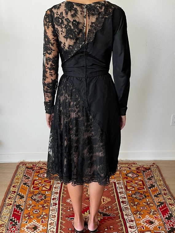 Gorgeous 1950's Black Lace Dress with Contrasting… - image 7