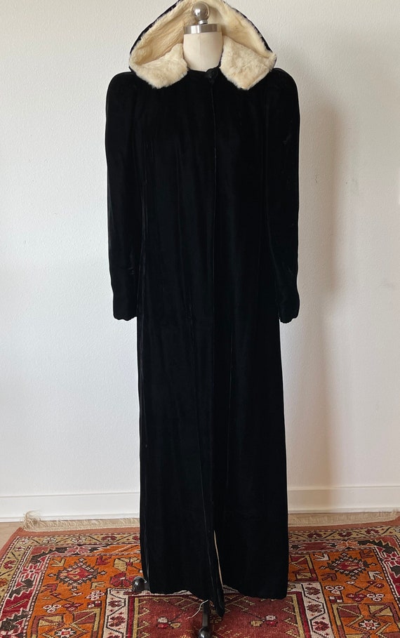 Vintage Fur Lined Hooded Black Velvet Cape Circa 1