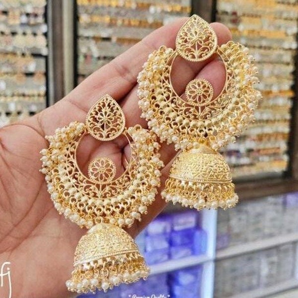 Sabyasachi Pachi Kundan Earring / Pearl Earring / Handmade Earring / Chaand Bali Earring / Polki Earring / Gifts