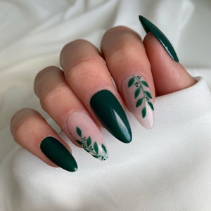 Forest Green Leaf Custom Press On Nails | Autumn Luxury False Nails | Leaf Stick On Nails
