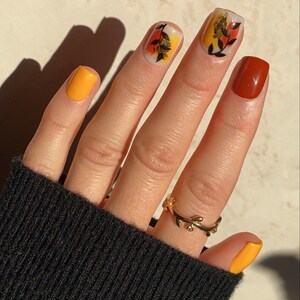 Pumpkin Spice Leaf Custom Press On Nails Autumn False Nails Fall Burnt Orange Stick On Nails image 4