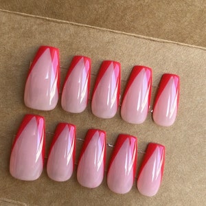 Rode Franse aangepaste pers op nagels | Halloween nepnagels | Doodskist lange stok op spijkers