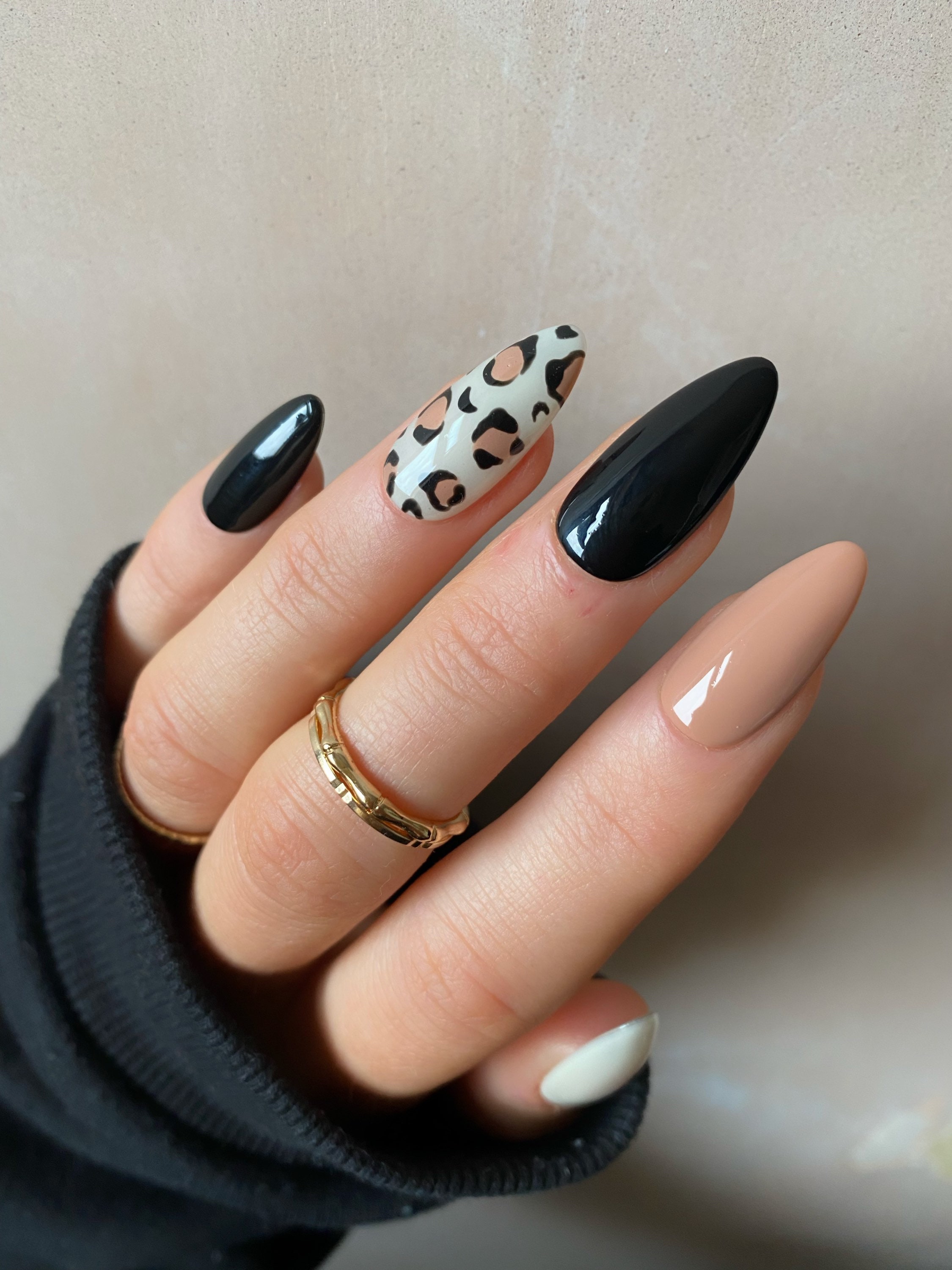 best makeup beauty mommy blog of india: Easy Leopard Print Nail Art +  Giveaway