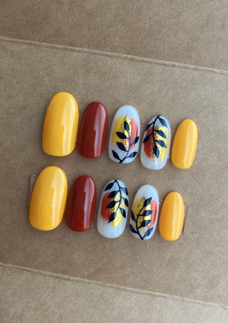 Pumpkin Spice Leaf Custom Press On Nails Autumn False Nails Fall Burnt Orange Stick On Nails image 2