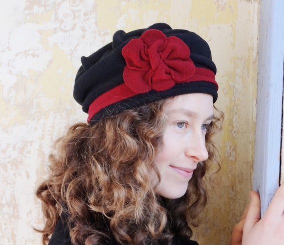 Women display picture 2