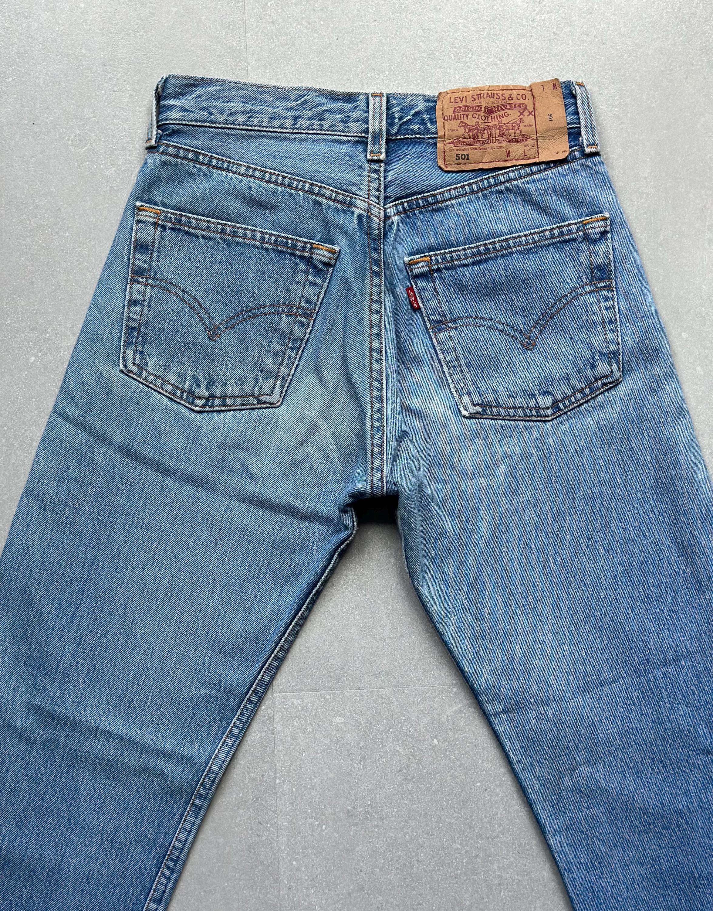 90s Levis 501 最終USA Washed Blue Size 34x30 Vintage Levi's 501 Light Wash Blue Jeans Acid