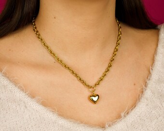 Necklace " SWEETHEART - gold " Handmade Jewelry, Gold Dainty Necklace, Stainless Steel, Trendy Women Gift